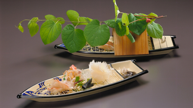 京懐石 吉泉 - 料理写真:鯛、車海老、烏賊造里
