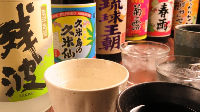 沖縄料理と炉端焼き なんくるないさー - メイン写真: