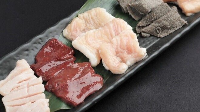 焼肉 輝 - メイン写真: