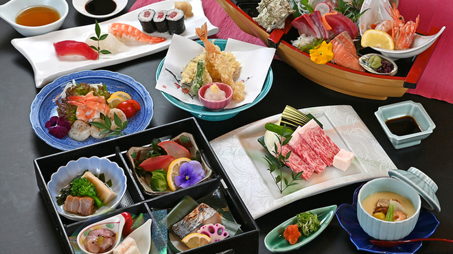 和楽心新庄店 - 料理写真:【豪華舟盛り寿司付き】宴会コース”吟”飲み放題付き国産牛ステーキコース