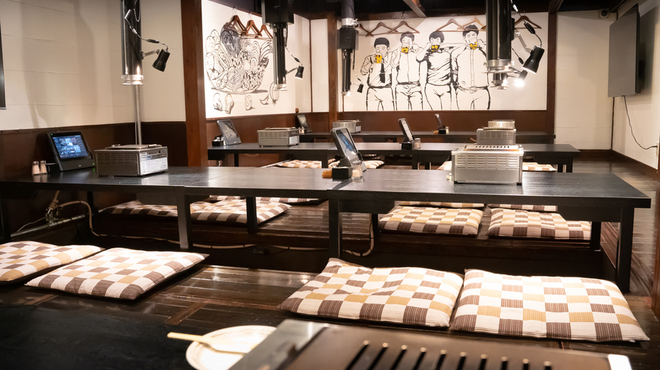 韓感 - メイン写真: