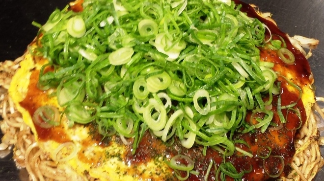 Hiroshima Okonomiyaki Teppanyaki Kurahashi - 料理写真:広島の升萬さんのそばとうどんを使用しています！