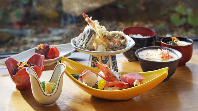 日本料理 四季彩 - メイン写真: