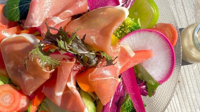 アドマーニ - メイン写真: