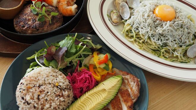 Windera Cafe 七里ヶ浜店 - メイン写真: