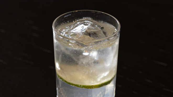 K36 - Inside K36 – Gin and Tonic