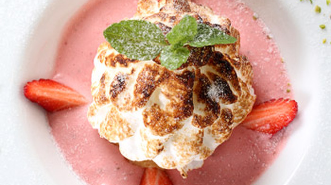 DINING ROOM IN THE MAIKO - 料理写真:カンツォーネの音楽でイタリアを感じながら、大切な方との会話をゆったりと