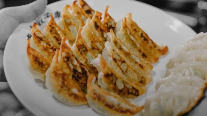 渋谷餃子 - メイン写真: