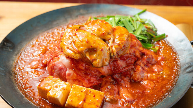 肉の山﨑 - メイン写真: