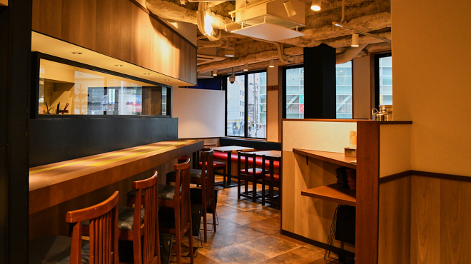 ハンバーグかしわ野 - メイン写真:店内全景