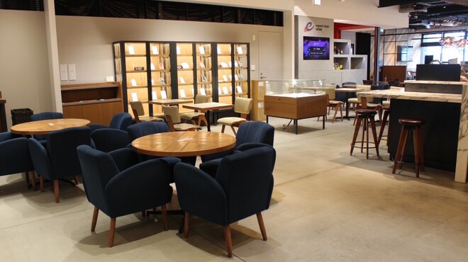 BLUE LEAF CAFE - メイン写真: