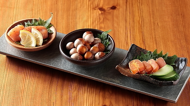 Sakenomi Nishikawa - メイン写真:酒肴の3種盛：少しずつ、いろいろな食材を楽しみたい方へ。おすすめでお出しします。