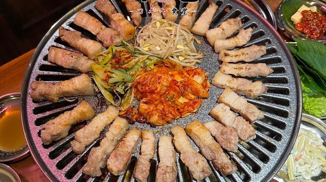 Taishuu Kankoku Yakiniku Kogiya Shokudou - メイン写真: