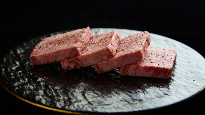 すすきの焼肉きらく - メイン写真:
