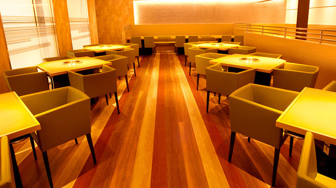 みなとみらいde 焼肉 DOURAKU - メイン写真: