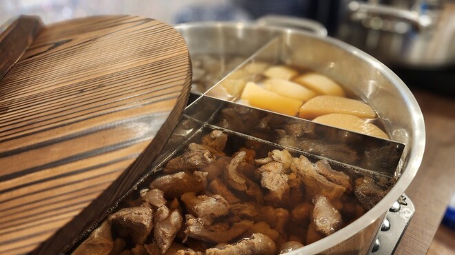 大衆餃子酒場ニューマルケン - メイン写真: