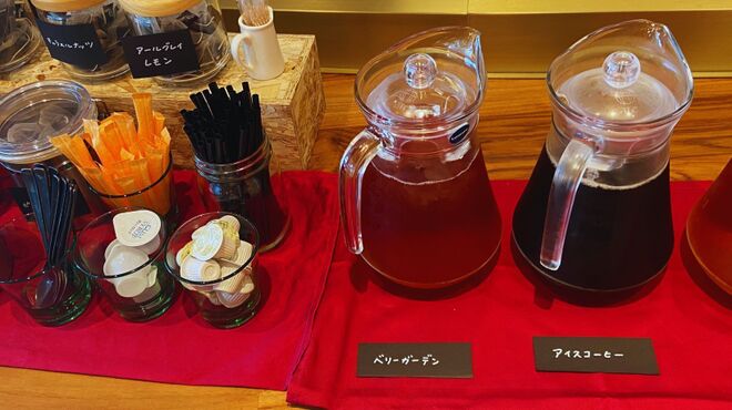 THE base ASAKAYAMA CAFE DINING - メイン写真: