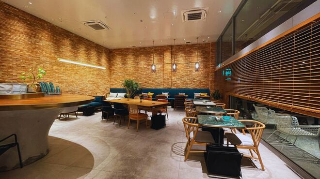 THE base ASAKAYAMA CAFE DINING - メイン写真: