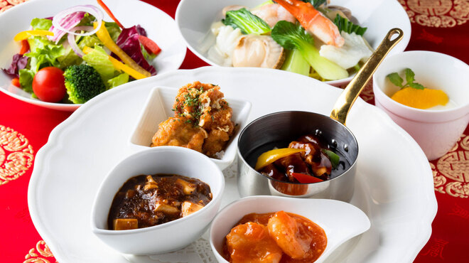 ダイニング＆カフェ ランデブーラウンジ - メイン写真: