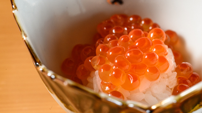 寿司割烹やまちょう - 料理写真:いくら