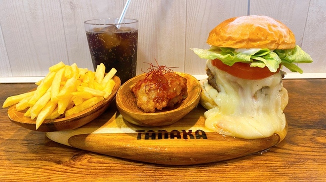 ハンバーガー TANAKA - メイン写真: