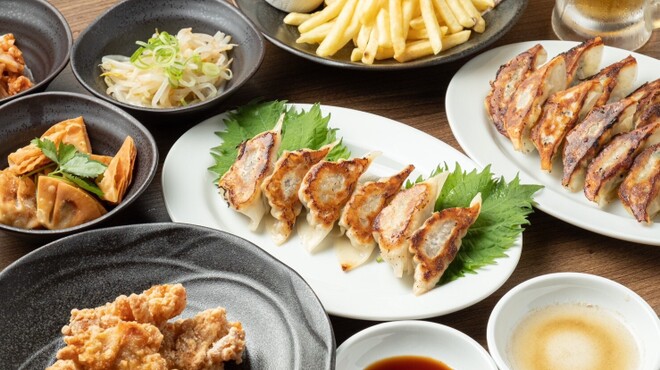 餃子 唐揚げ ギョッパ！ - メイン写真: