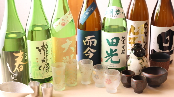 割烹 月と花 - ドリンク写真:旬の日本酒