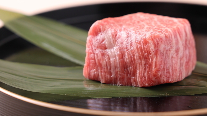 割烹 月と花 - 料理写真:佐賀牛 内モモ