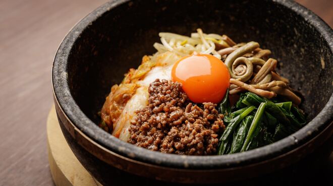 肉亭 まぼたん - 料理写真: