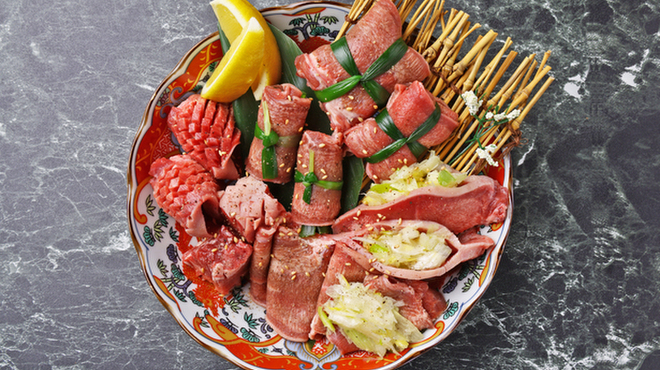 焼肉食べ放題 カルビとタン - メイン写真: