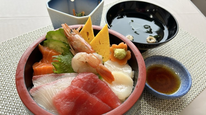 おおみ屋 - メイン写真: