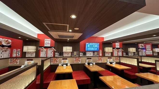24時間 餃子酒場 - メイン写真:
