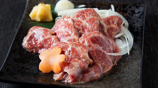 居酒屋 勇旬 いか太郎 - メイン写真:特選馬刺し