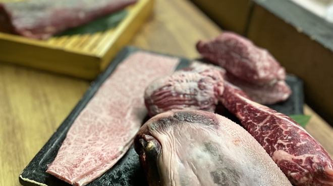 Yakiniku COWSI - メイン写真: