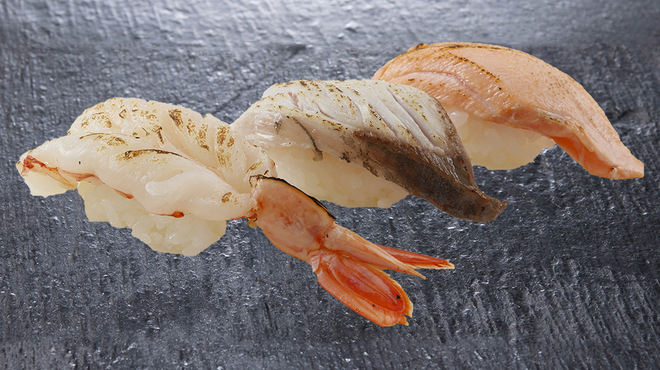 こだわりの廻転寿司 金沢まいもん寿司 - メイン写真: