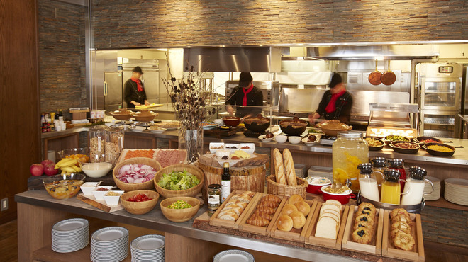DINING & BAR LAVAROCK - メイン写真: