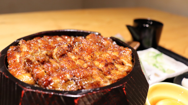 炭火焼 鰻のうな輝 - メイン写真: