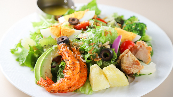 FAMiRES - メイン写真: