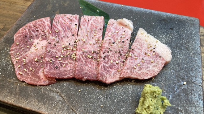 焼肉ホルモン 和ちゃん - メイン写真: