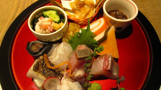 富山 はま作 - 料理写真:郷土料理をの御膳（アップ）