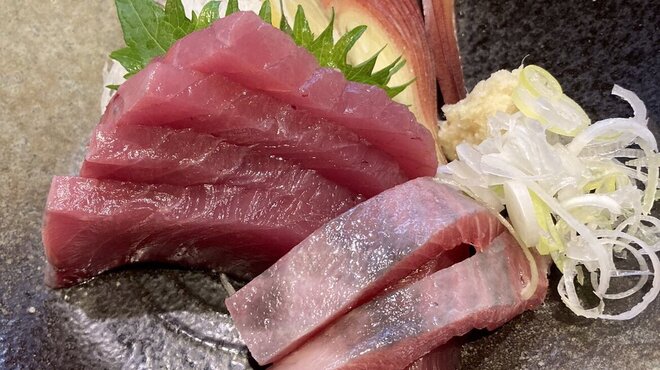 世炉思食 - メイン写真: