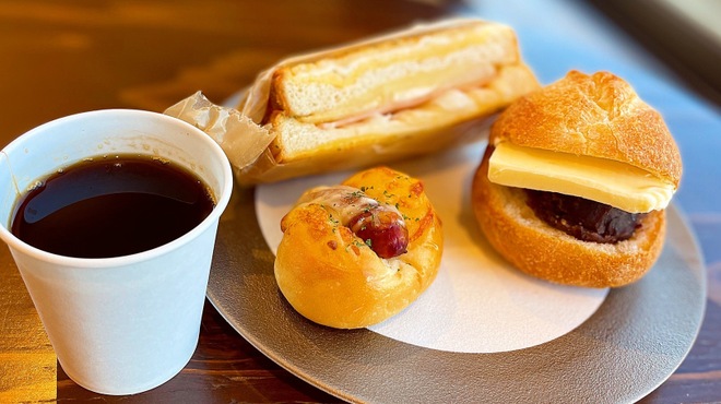 希望の丘ベーカリー タパン - メイン写真: