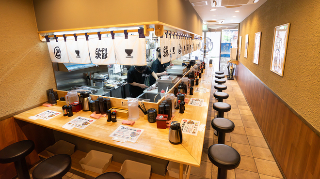 どんぶり次郎 - メイン写真: