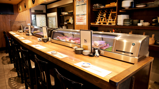 Sushi Izakaya Minato - メイン写真: