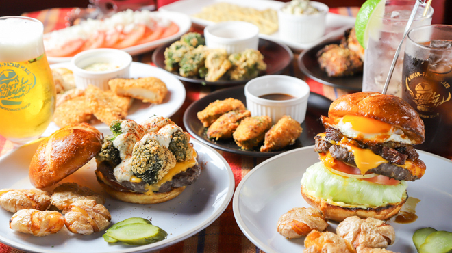 OVERWHELM HAMBURGER & BAR STAND - メイン写真: