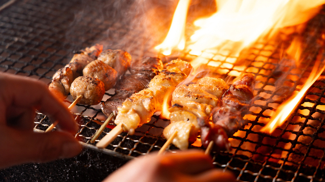 秘伝手羽先唐揚げと地鶏 焼き鳥 和個室 居酒屋 鳥心 - メイン写真: