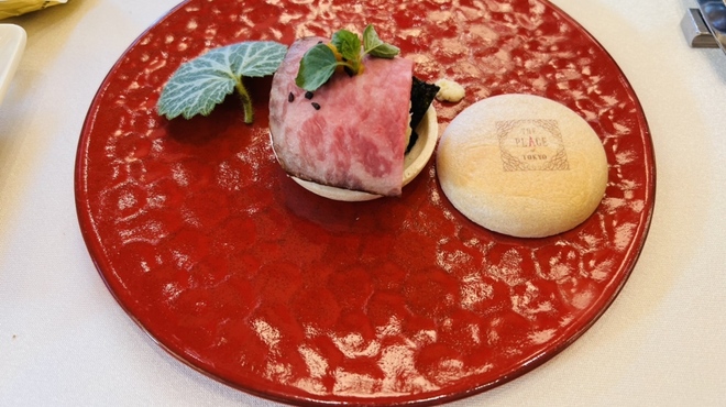 ザ プレイス オブ トウキョウ - 料理写真:和牛の最中