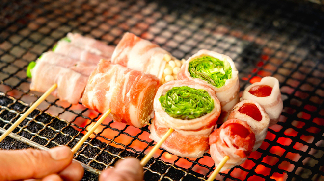 本格水炊きと博多もつ鍋 地鶏と九州料理 居酒屋 鳥邸 - メイン写真: