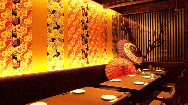 本格水炊きと博多もつ鍋 地鶏と九州料理 居酒屋 鳥邸 - メイン写真: