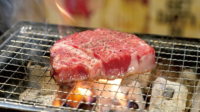 焼肉 どんどん - メイン写真: